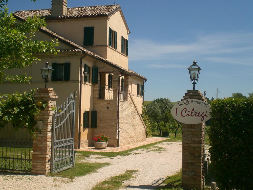 Bed and Breakfast I Ciliegi Osimo Exterior foto